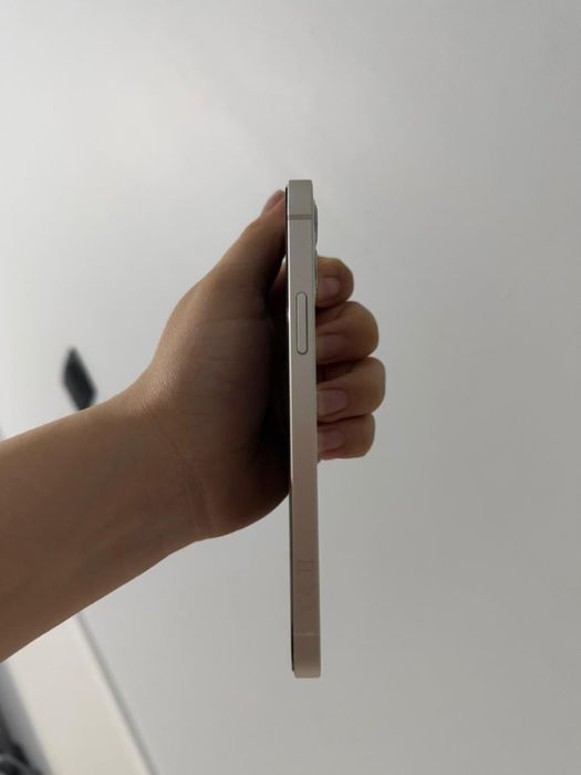 Айфон 12 сатылады