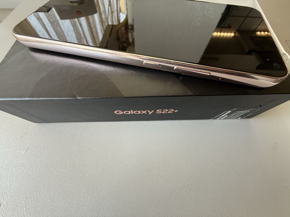 Samsung S22+ Plus