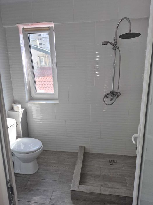 Studiouri+apartament complet utilate, str. Pescăruș-Faleză Nord, ideal studenți, centrale pe gaz, mobilier nou, wi-fi, bucătărie utilată, baie proprie