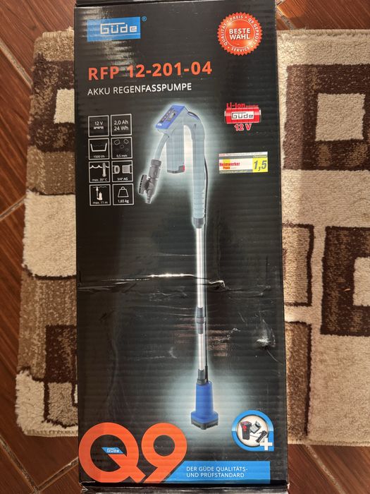 Pompa de apa cu acumulator