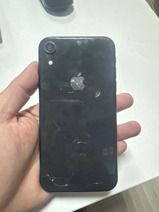 Продается Iphone XR