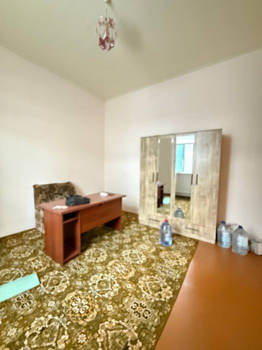 Sdayotsya 3x komnatnaya dom na zemle or: Limonadnaya