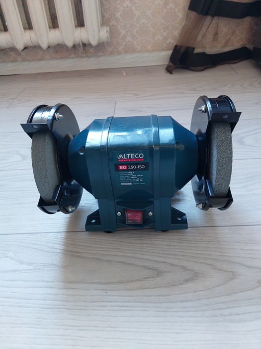 Точильный станок  Alteco