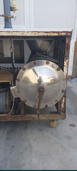 Газ вода аппарат сотилади