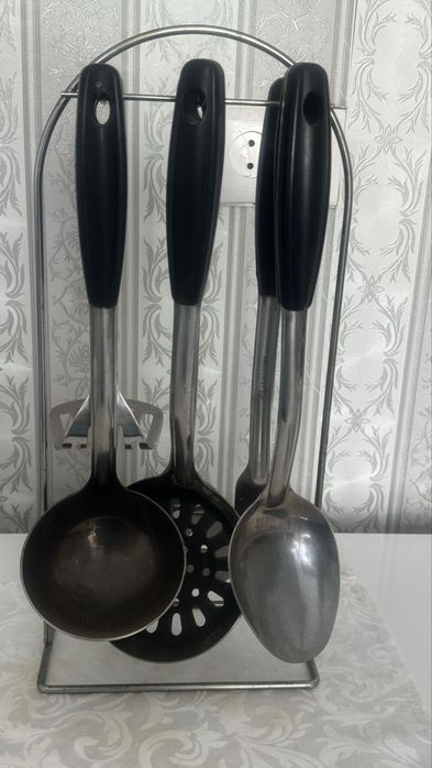 Столовые приборы