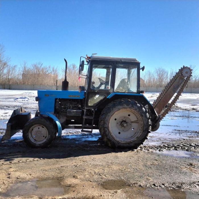 Услуги бара траншекопателя МТЗ 82.1