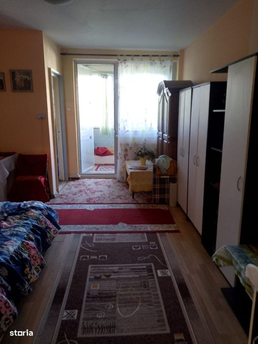 De Inchiriat Garsoniera zona Hipodrom(Polivalenta) — fotografia 1