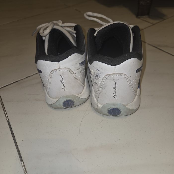 Кроссовки баскетбольные