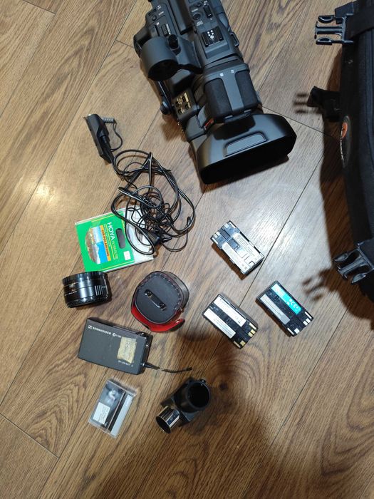 Canon XN A1 видеокамера