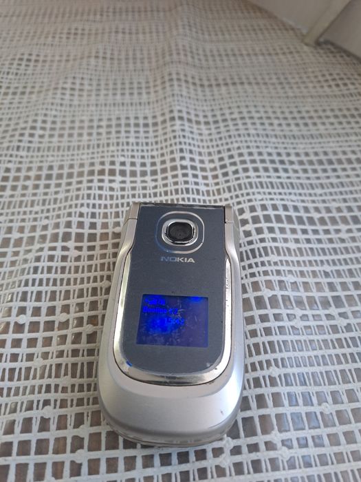 Продам телефон кнопочный