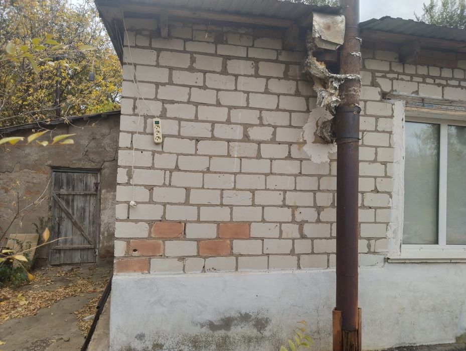 Продам дом в поселке Барбастау. Торг возможен