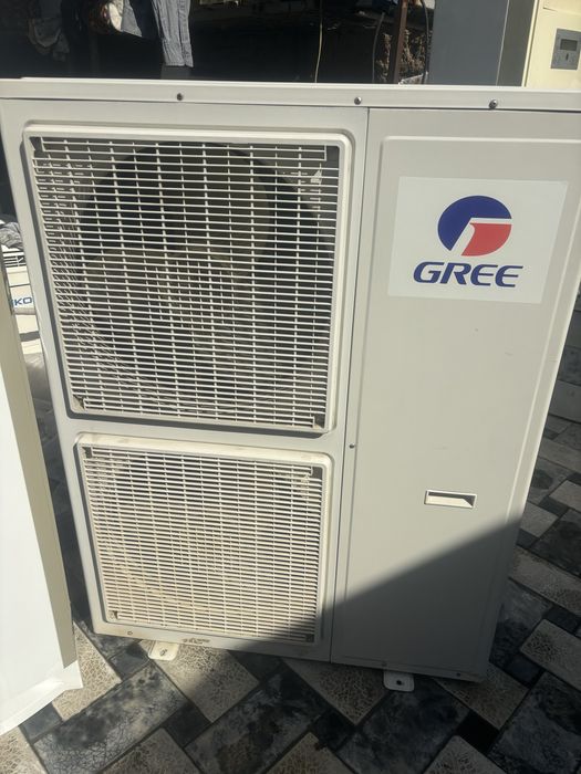 Срочно продам кондиционер Greе в идеальном состоянии работает отличный