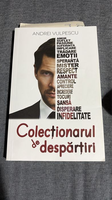 Vand carti in stare foarte buna