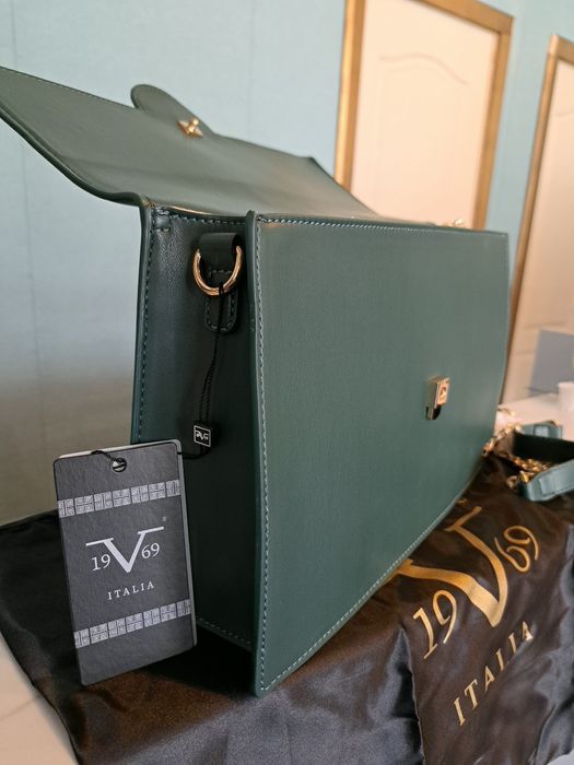 Geantă V1969 (Verde)by VERSACE
GRANDE - Handbag -
GRANDE - Handbag - green