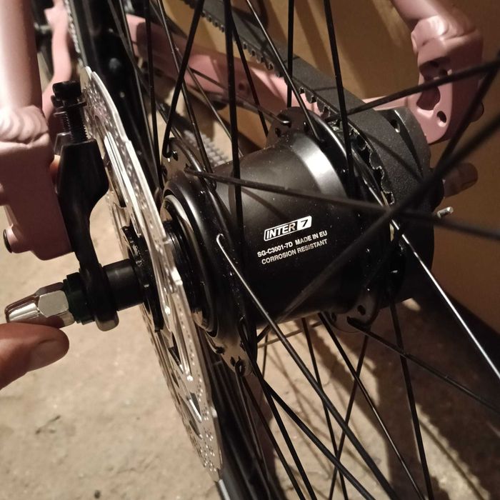 Roata cu Nexus 7 si alte piese bicicleta noi