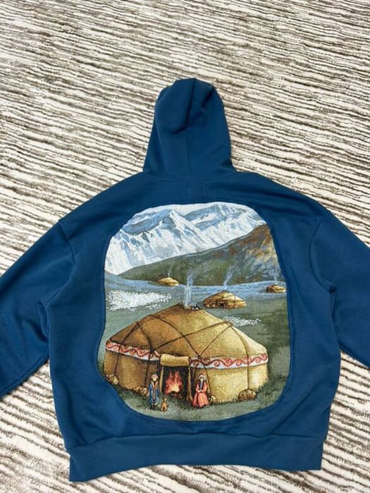 Худи в Этно казахском стиле