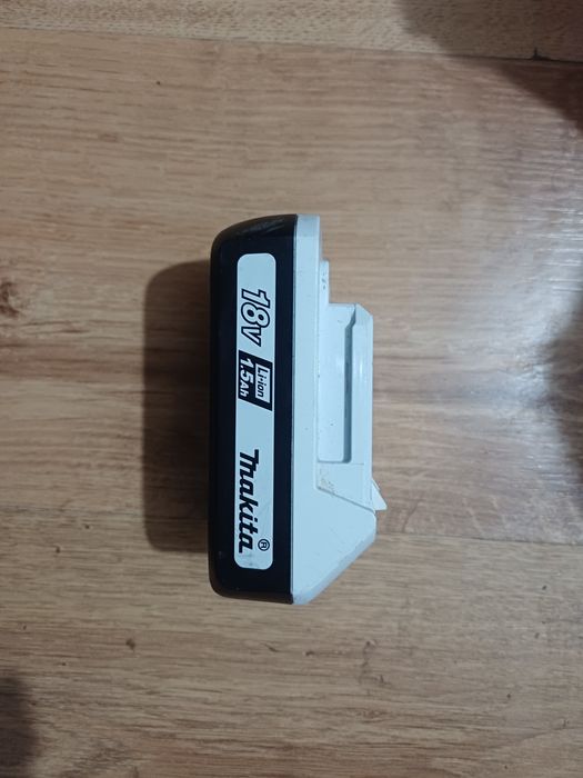 Baterie Acumulator Makita BL1815G, tip G, Li-Ion, 18V, 1.5 Ah
Stare foarte buna

#3