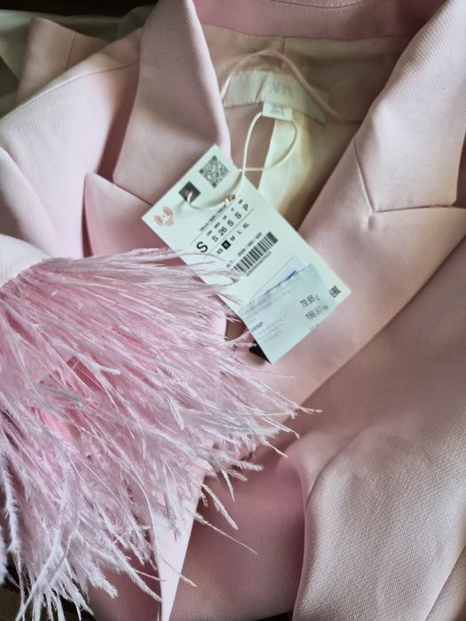 Сако с пера на Zara