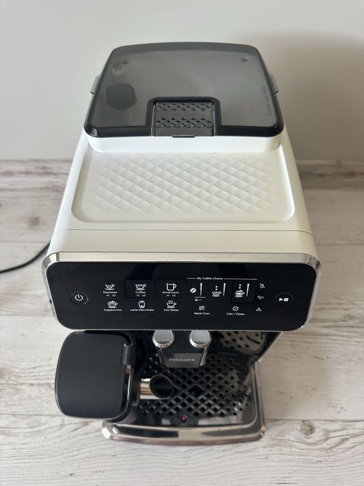 Кафеавтомат Philips EP3243 Latte go