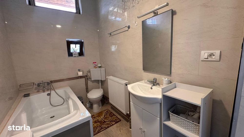 Apartament renovat 50mp zona 9 Mai