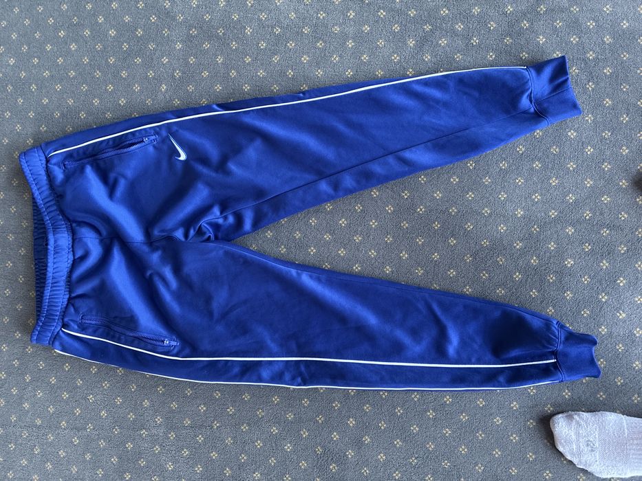 pantaloni nike trening