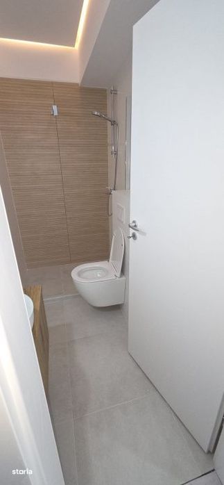 Penthouse 3 camere Craiovei