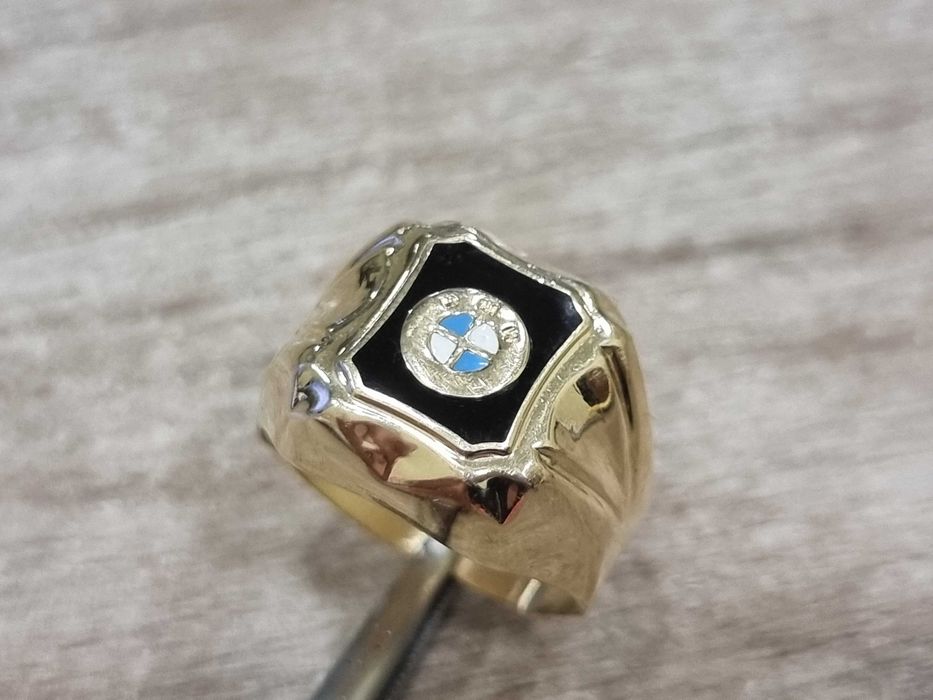 Мъжки златен пръстен /Емблема на BMW