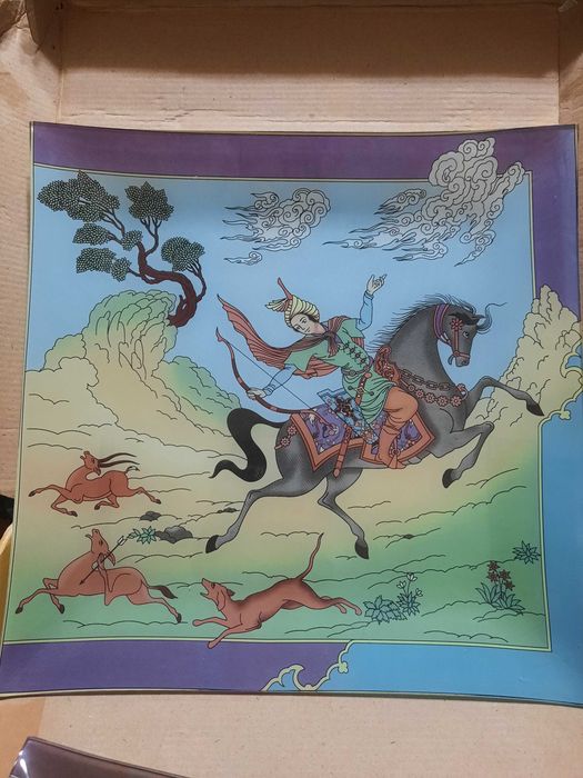 Набор тарелок ( стекло)