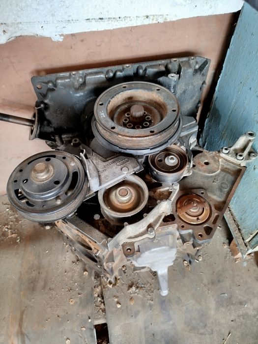 Продам Двигатель