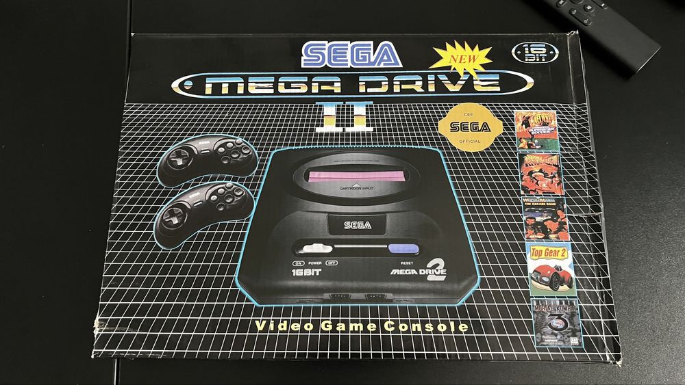 Sega Mega Drive2 + Mortal Kombat 3