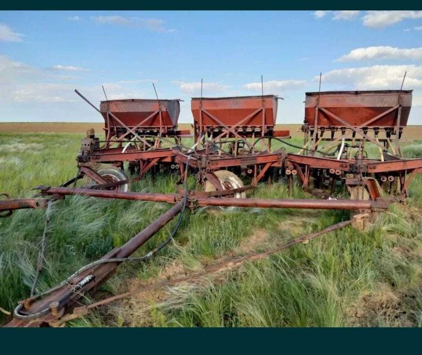 Продам Алтаец т4 с сеялками.
