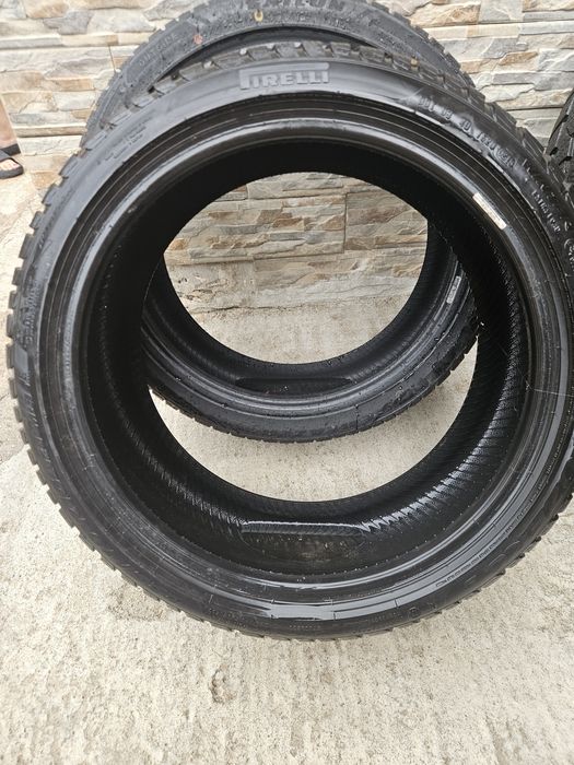 Anvelope (245/45 R19; 225/50 R17; 225/40 R18; 275/40 R20; 315/35 R20.