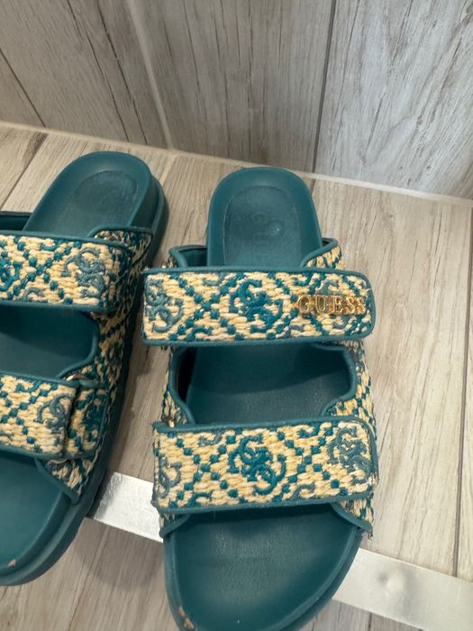 Чехли Guess Гес гес