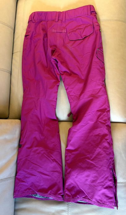 Сноуборд панталон 686 - размер S - 8K waterproof