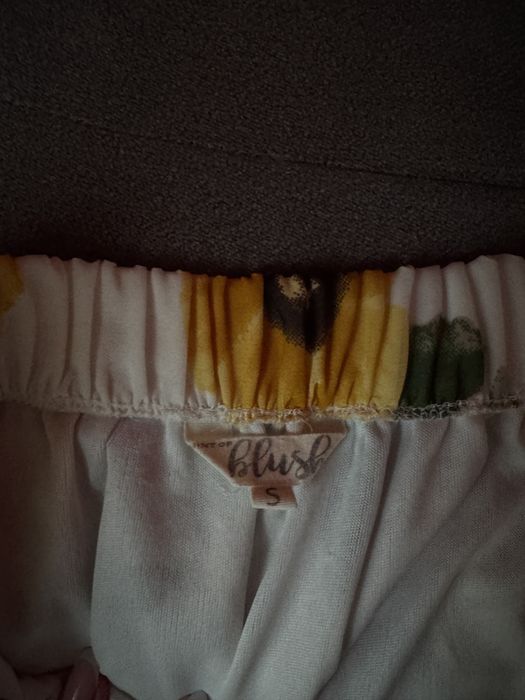 Летен гащеризон на цветя