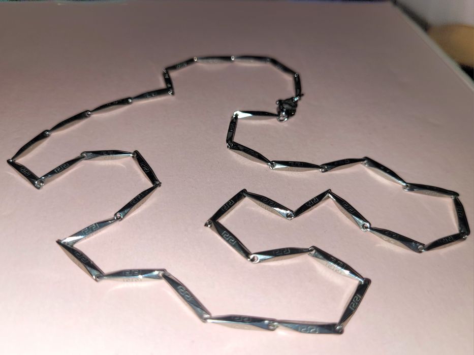 Синджир от медицинска стомана / Унисекс