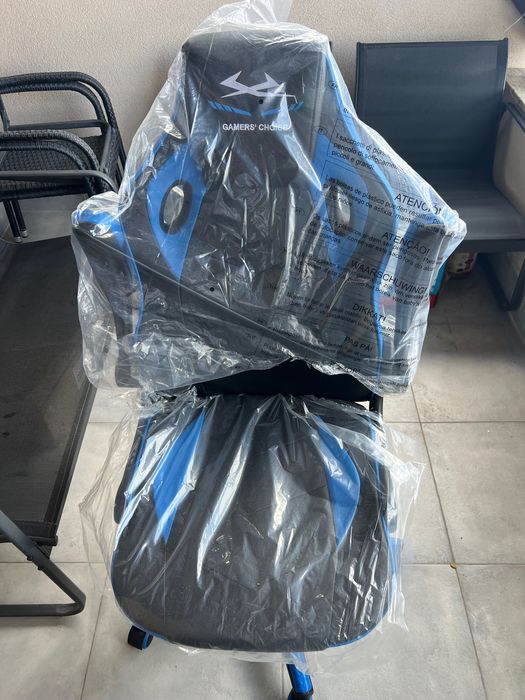 Gaming стол закупен от jysk