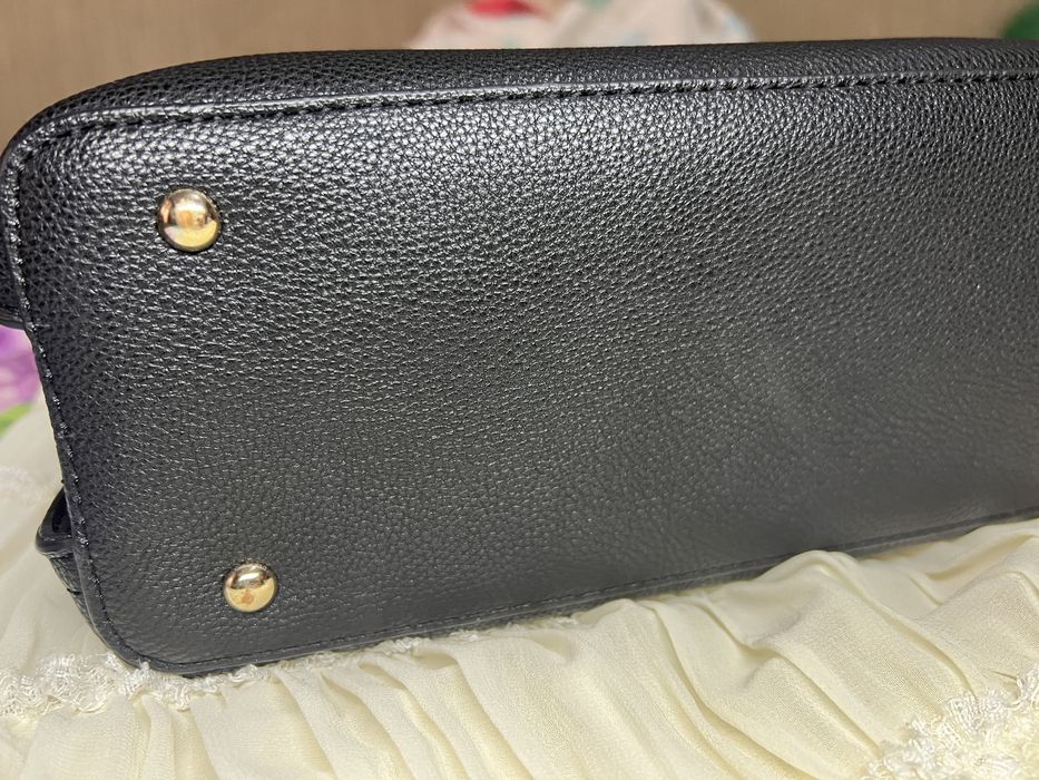 Сумка оригинал guess