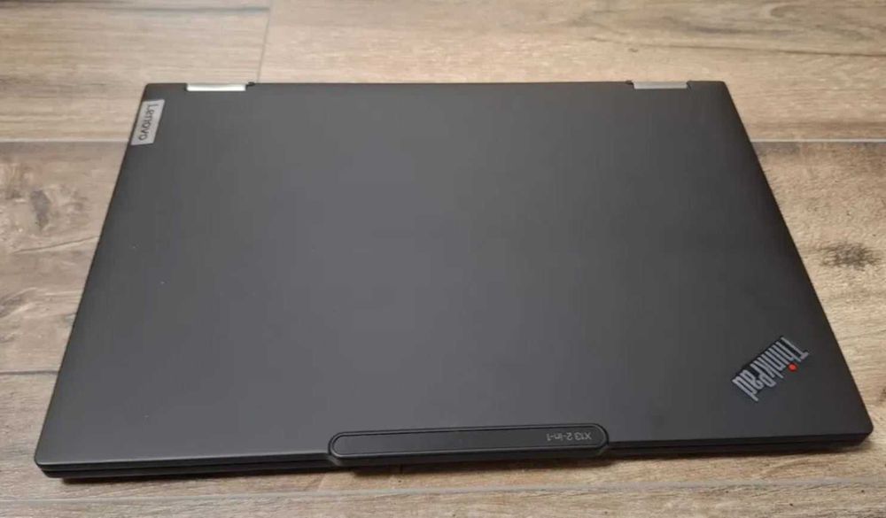 Lenovo ThinkPad X13 Yoga 2-1 Gen 5 Intel Ultra 5 135U vPro® тъчскрийн - Microsoft Office Pro Plus 2024