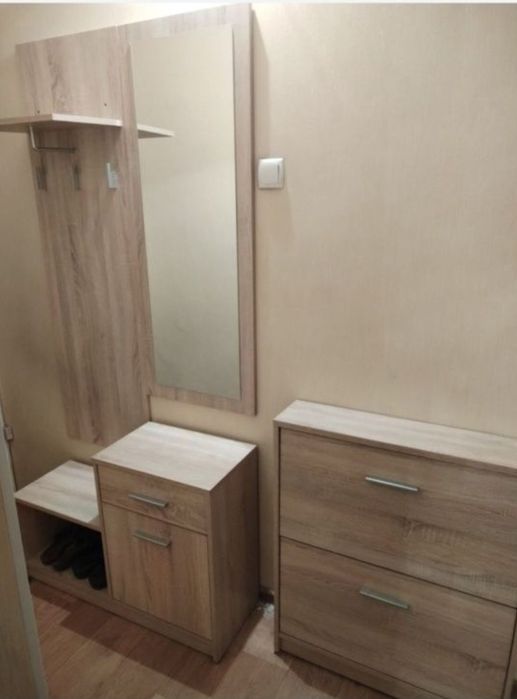 Продам прихожую.