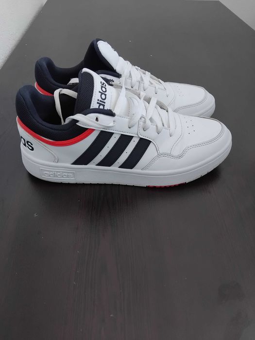 Adidas- маратонки 42