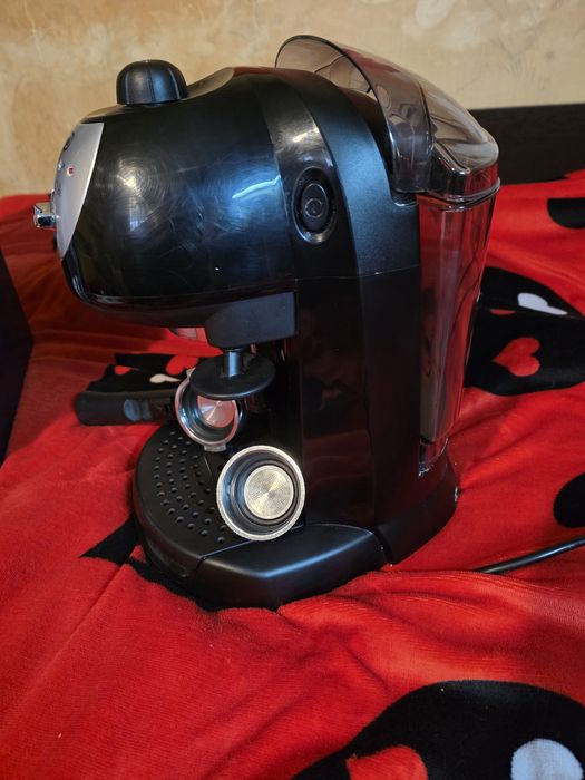 кафемашина Delonghi EC201CD.B