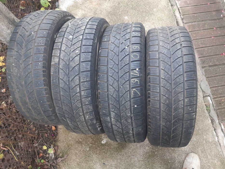 Бусови зимни гуми