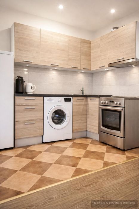 Дава се под наем Тристаен апартамент в Пловдив, Център - 90 кв.м за 548.25 € - Снимка #2