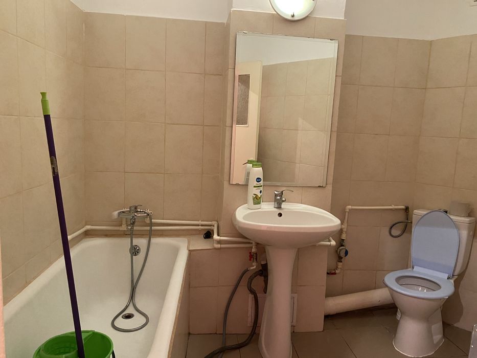 Inchiriez apartament cu 2 camere