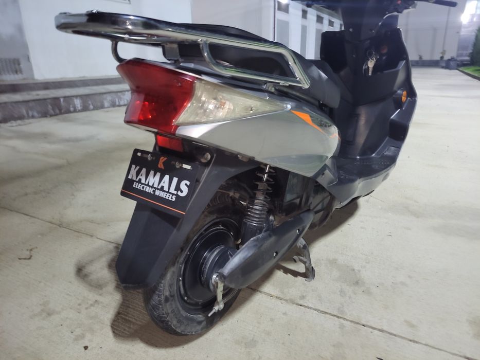Sotiladi Kamals skuter
