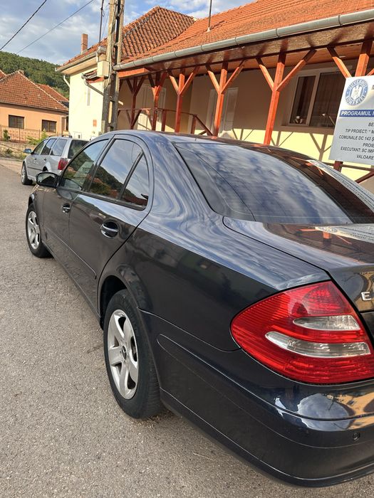 Mercedes e220 w211