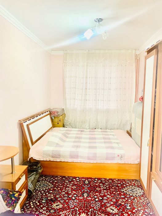 Срочно Квартира сотилади Куйлик -5 массив.Нархи келишилади.