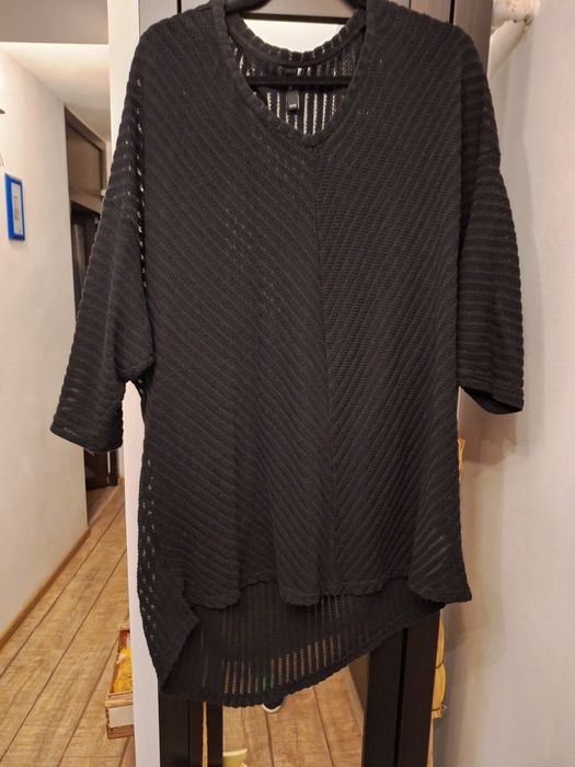 Bluza neagra măsura mare