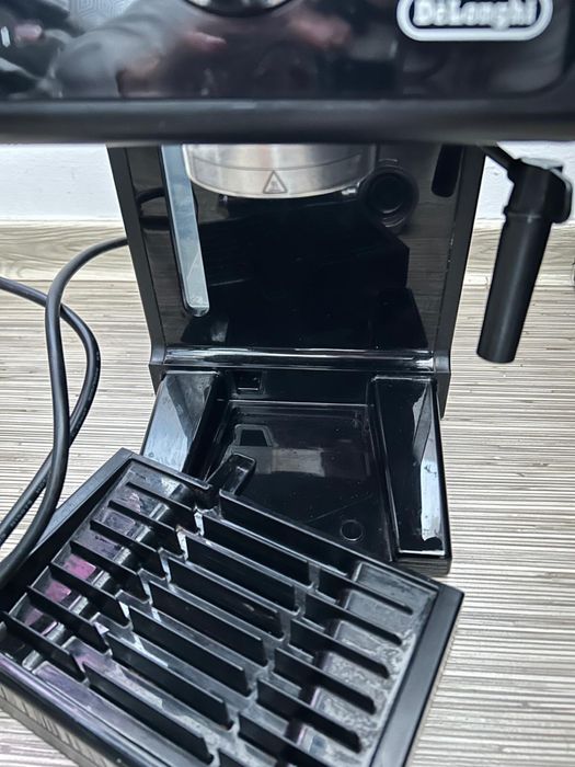 De vanzare espressorDe Longhi